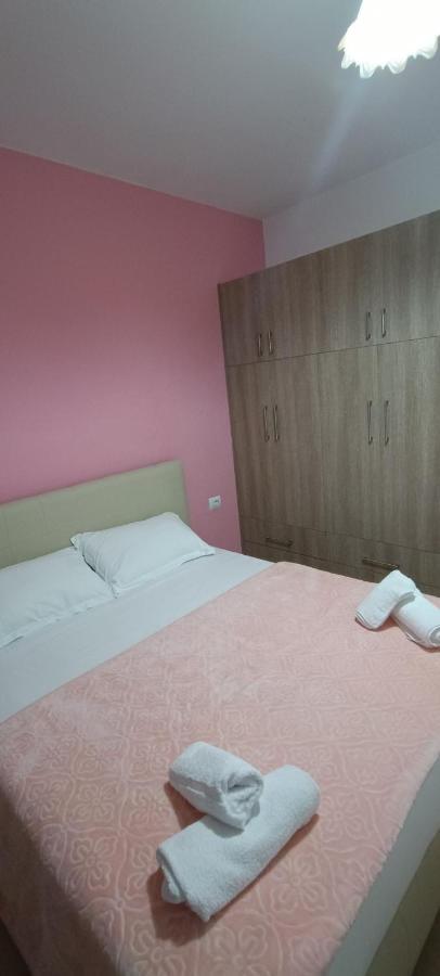 ホテル Eljos House Përmet エクステリア 写真
